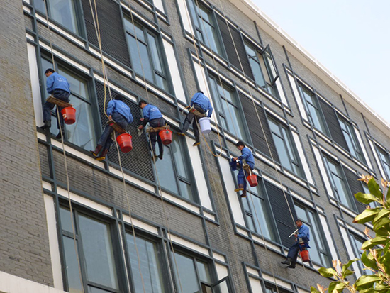 興澄鋼廠(chǎng)---玻璃外墻清洗