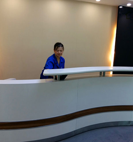 工廠、商務大樓、工業(yè)園區(qū)、私人企業(yè)、電影院、銀行、政府機關、學校、酒店娛樂場所等清潔外包服務